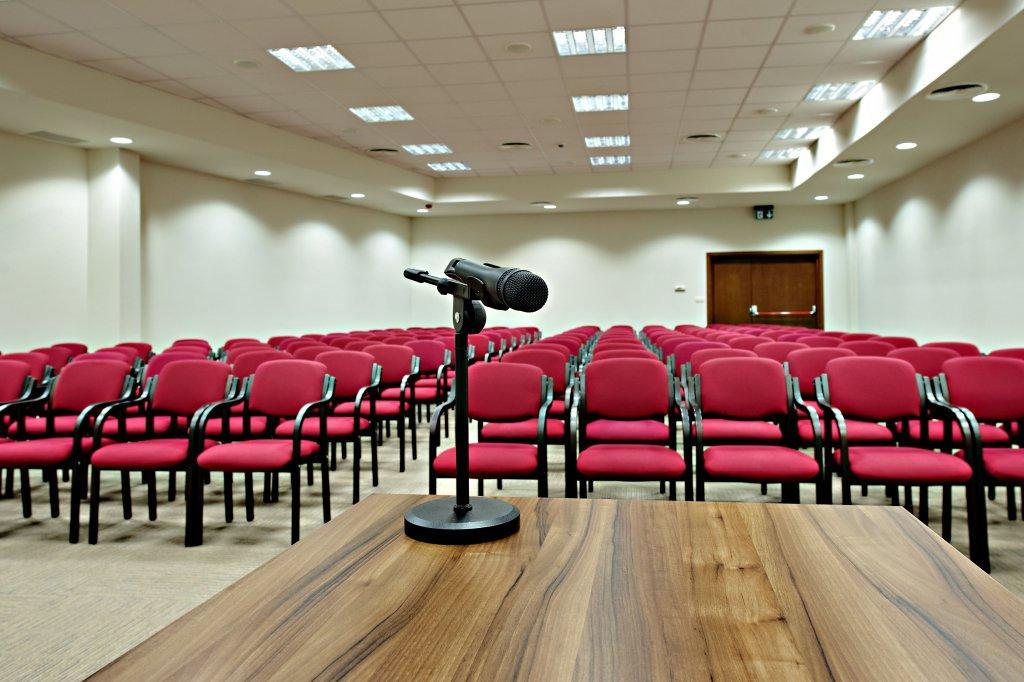 Hotel Prezydencki 3-Star Rzeszow Bagian luar foto
