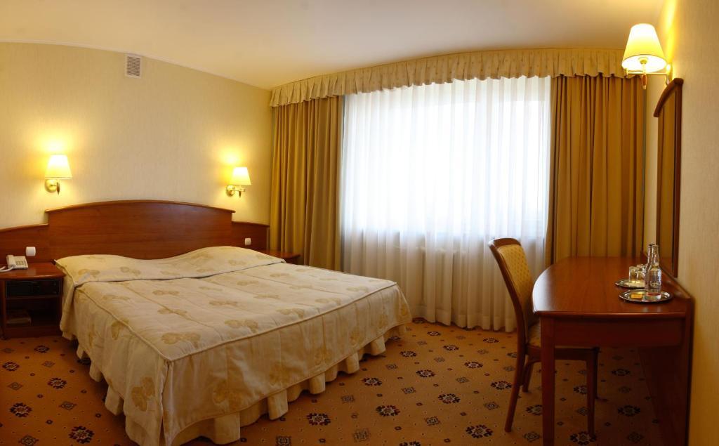 Hotel Prezydencki 3-Star Rzeszow Ruang foto